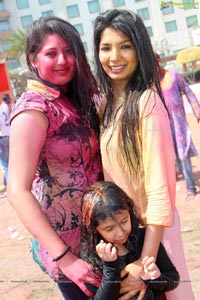 Bisket Holi Bash 2014