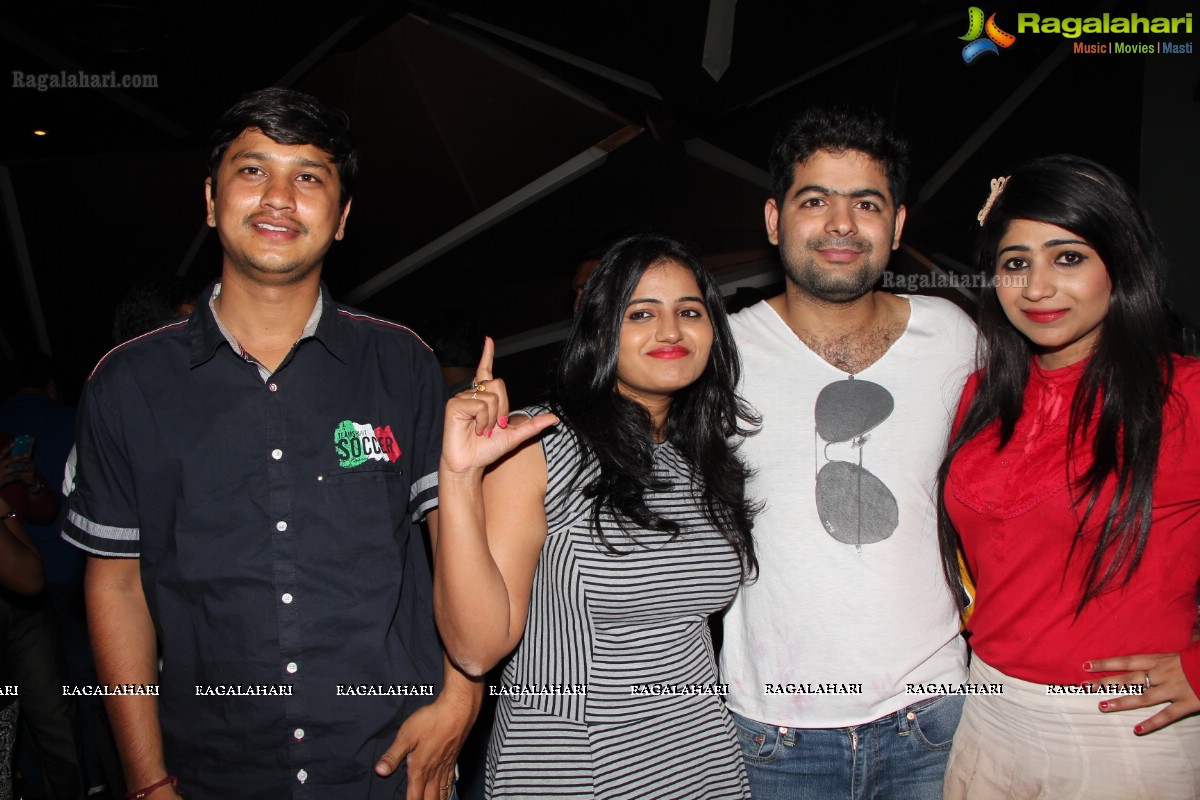 Bollywood Nite with Tollywood Celebrities at Carbon Pub, Hyderabad