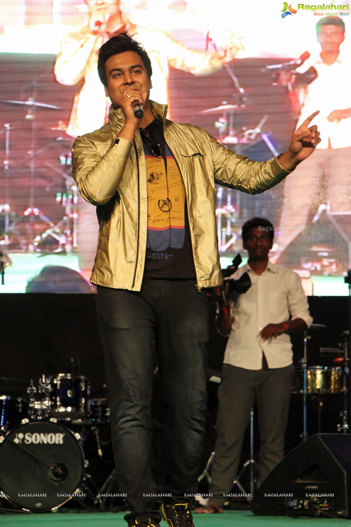 Live Wire 2K14 at Guru Nanak Institutions Technical Campus (GNITC), Hyderabad