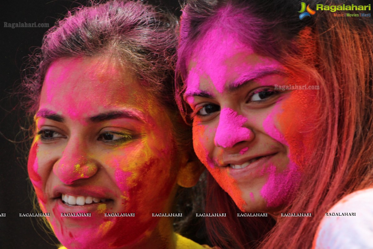 Holi Celebrations 2014 at Hotel Manohar, Hyderabad