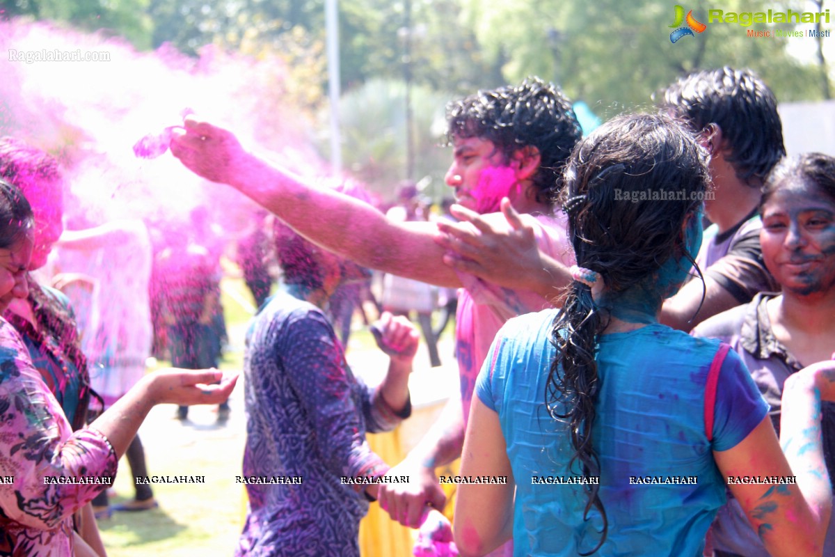 Holi Celebrations 2014 at NTR Gardens, Hyderabad