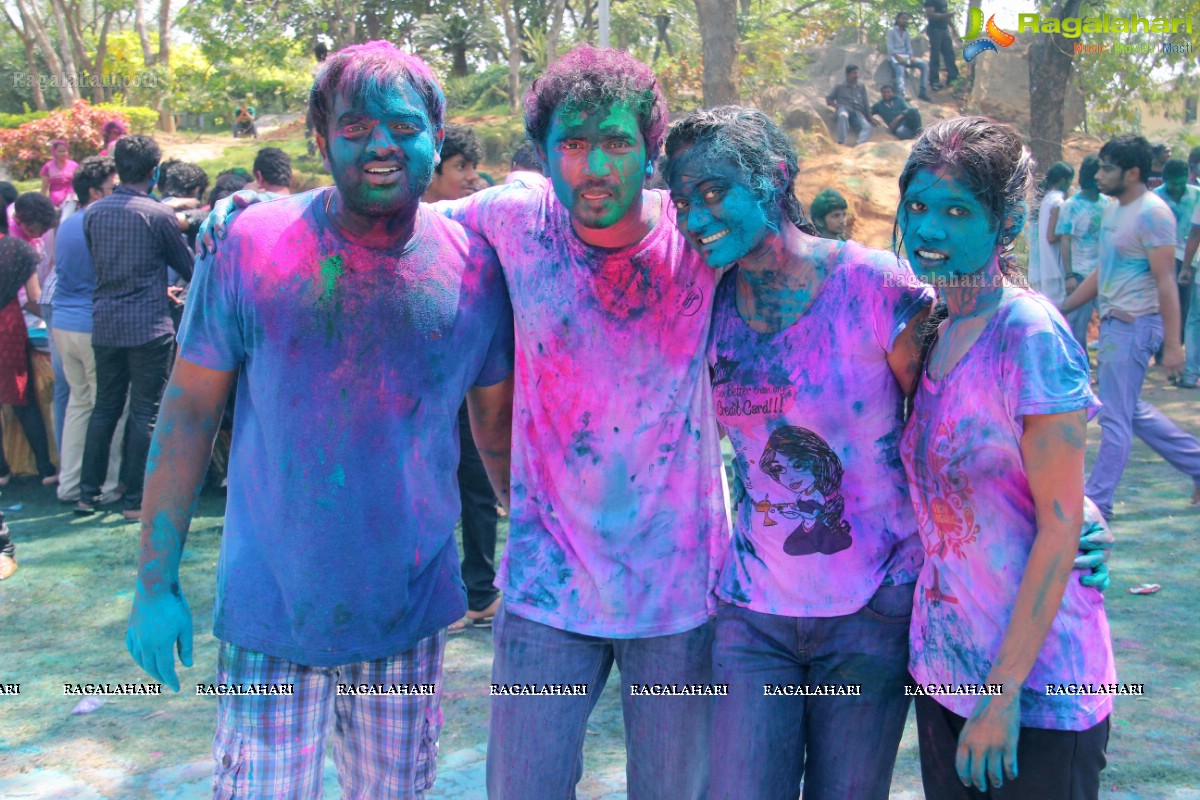 Holi Celebrations 2014 at NTR Gardens, Hyderabad