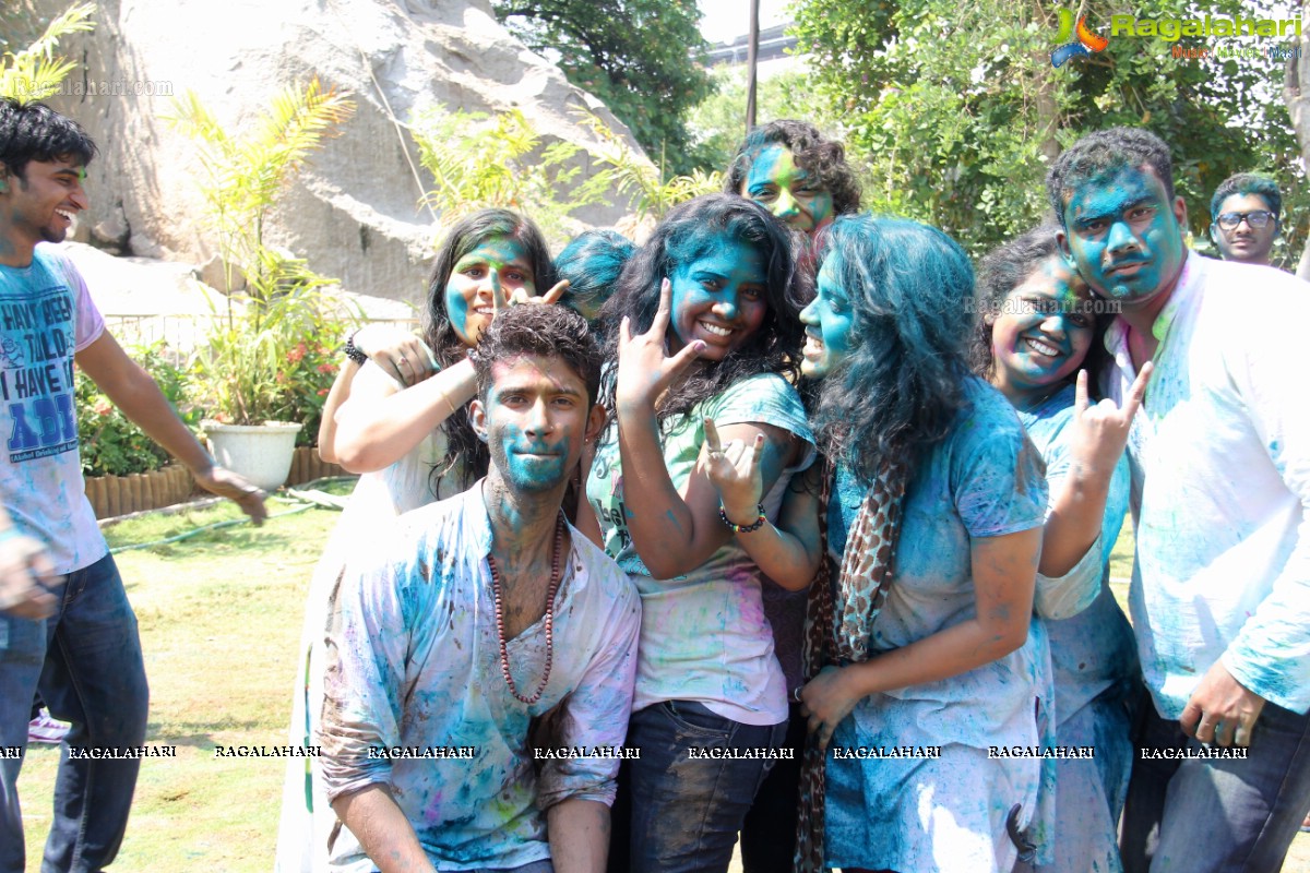 Holi Celebrations 2014 at NTR Gardens, Hyderabad