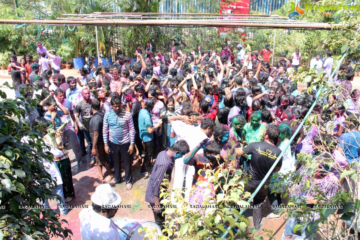 Holi Celebrations 2014 at NTR Gardens, Hyderabad