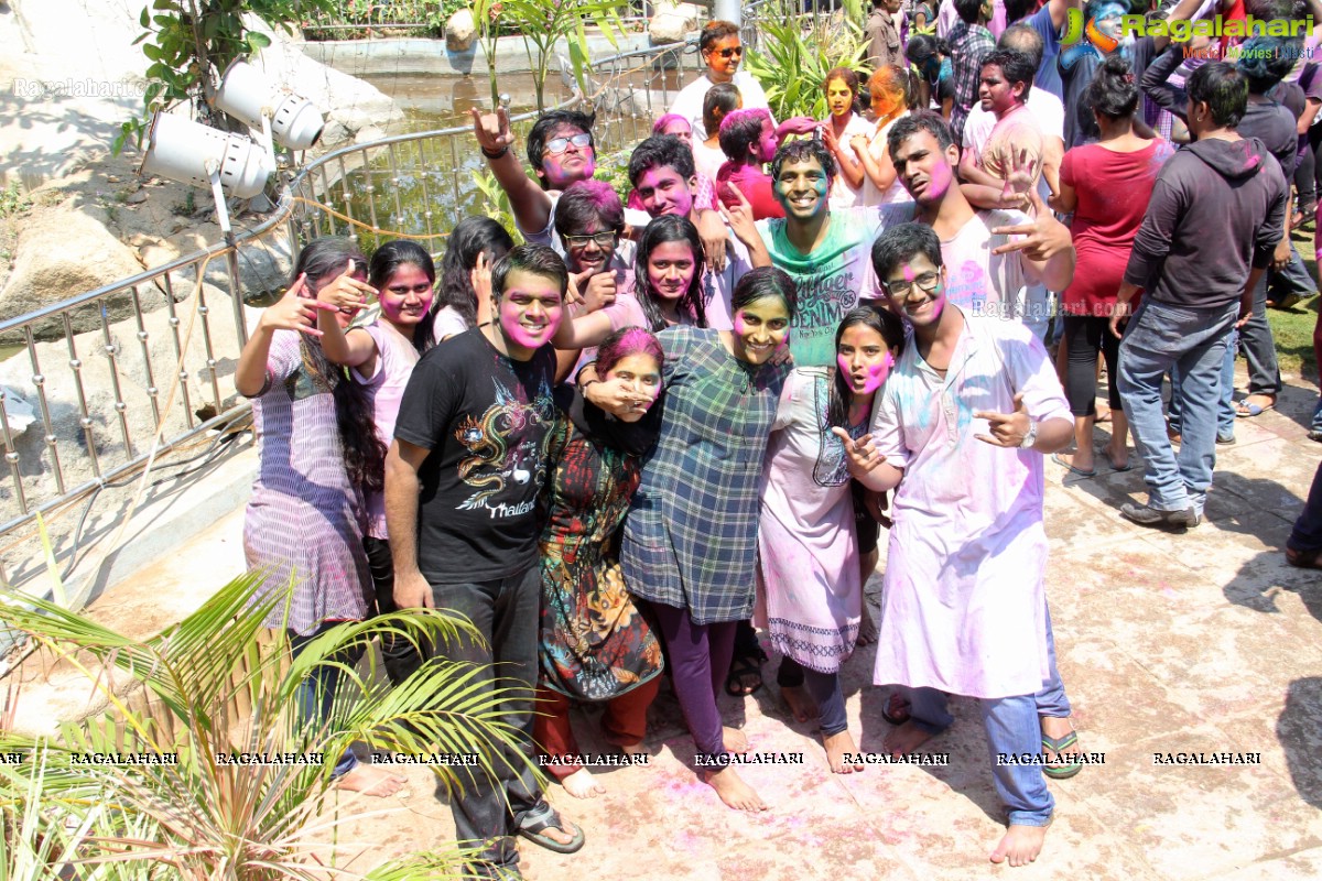 Holi Celebrations 2014 at NTR Gardens, Hyderabad