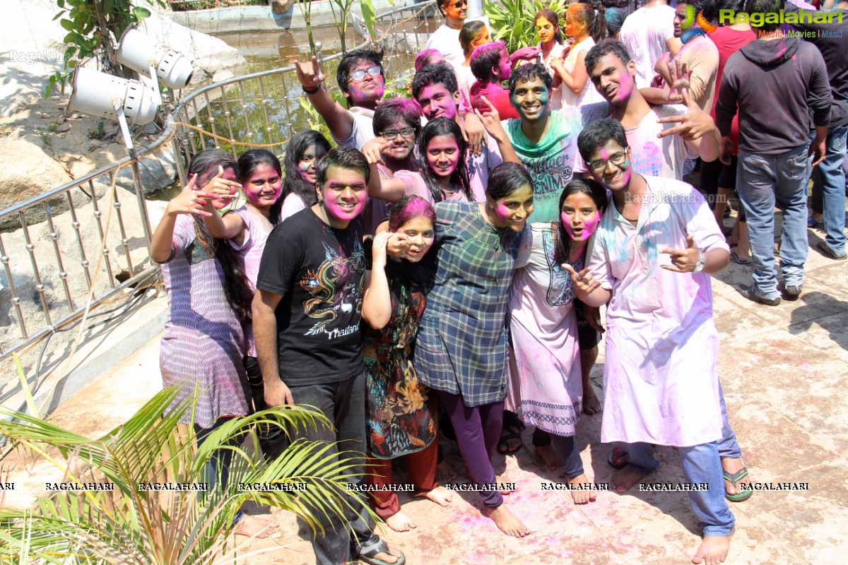 Holi Celebrations 2014 at NTR Gardens, Hyderabad