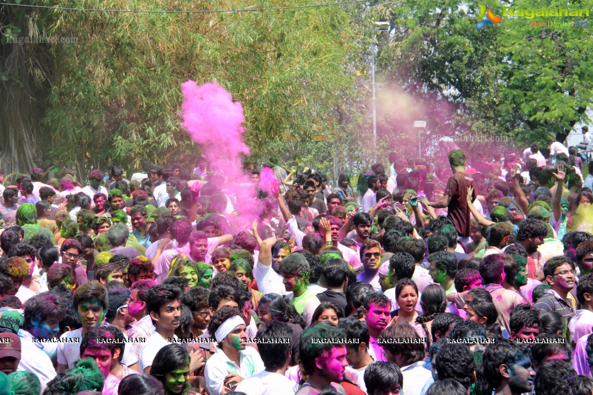 Holi Celebrations 2014 at NTR Gardens, Hyderabad