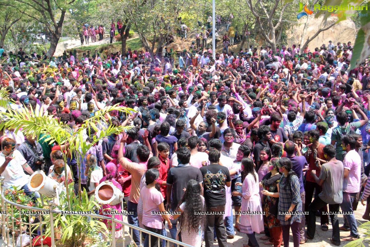 Holi Celebrations 2014 at NTR Gardens, Hyderabad