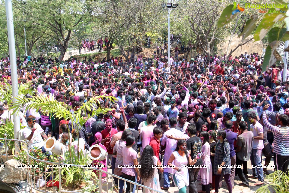 Holi Celebrations 2014 at NTR Gardens, Hyderabad