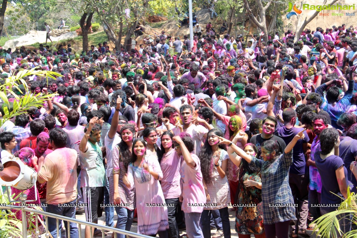 Holi Celebrations 2014 at NTR Gardens, Hyderabad