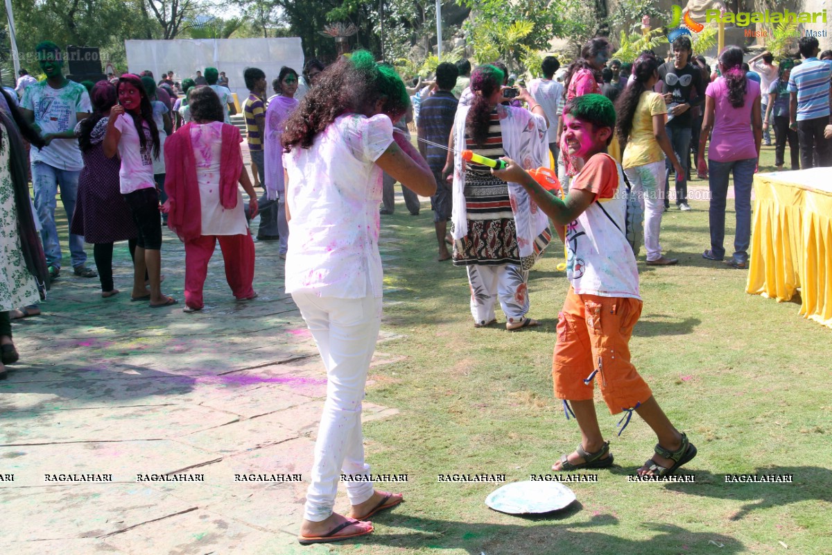 Holi Celebrations 2014 at NTR Gardens, Hyderabad