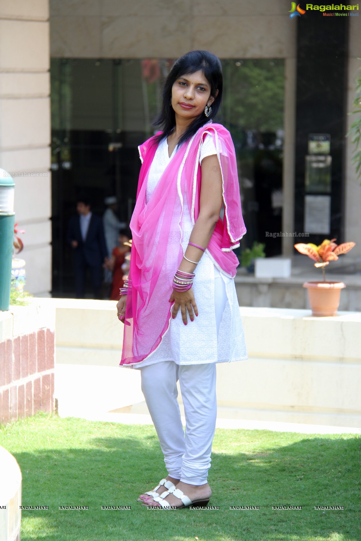 'Phoolon ki Holi' - Kakatiya Ladies Club Holi Celebrations 2014 at ITC Kakatiya, Hyderabad