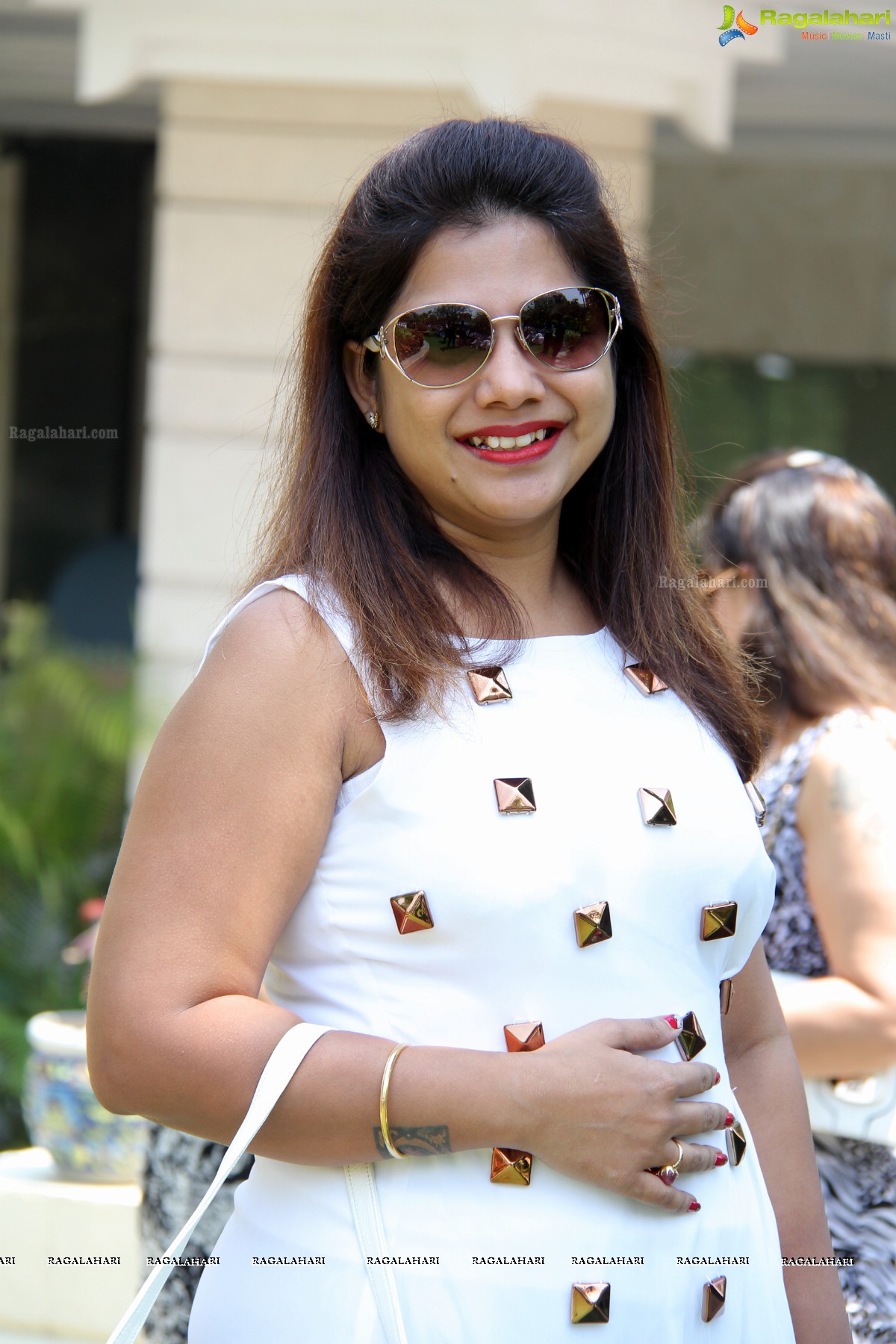 'Phoolon ki Holi' - Kakatiya Ladies Club Holi Celebrations 2014 at ITC Kakatiya, Hyderabad