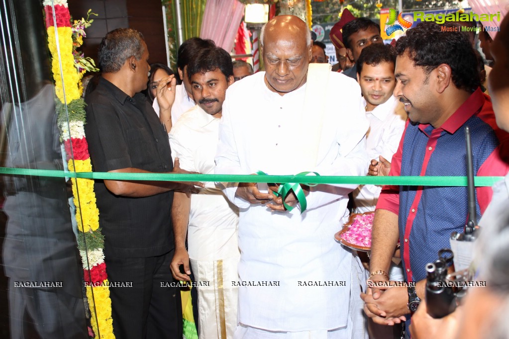 Kancheepuram Varamahalakshmi Silks Launch at Mylapore, Chennai