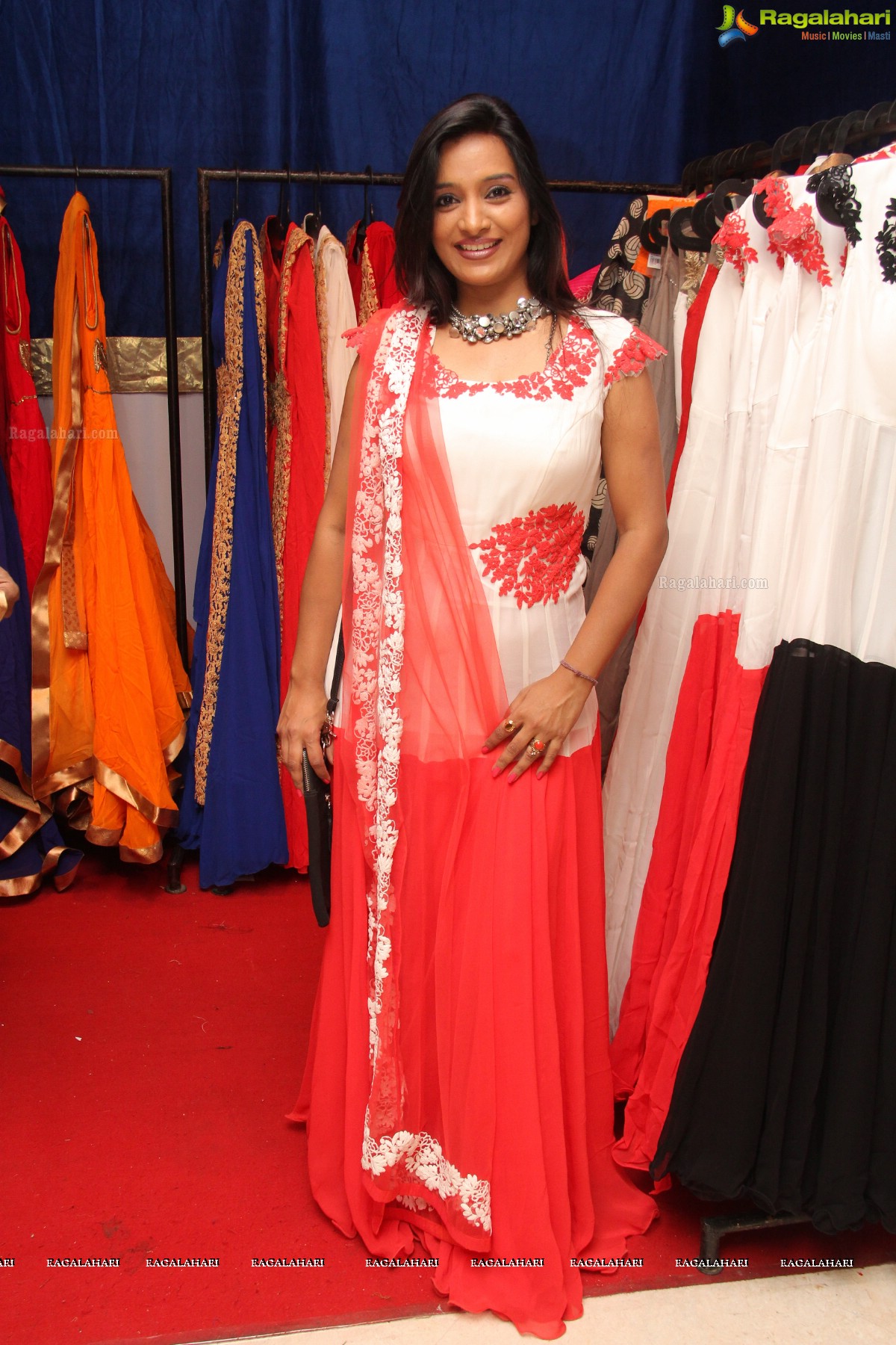 Kesha Khambhati launches Desire Designer Exhibition, Hyderabad