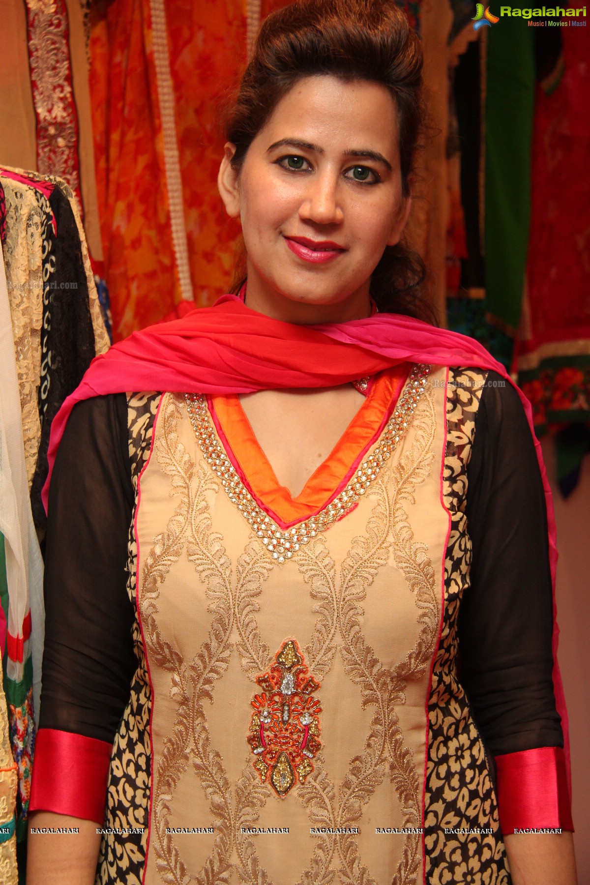 Kesha Khambhati launches Desire Designer Exhibition, Hyderabad