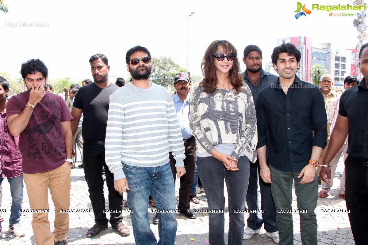 Chandamama Kathalu Team launches Mirchi Shopping Festival 2014, Hyderabad