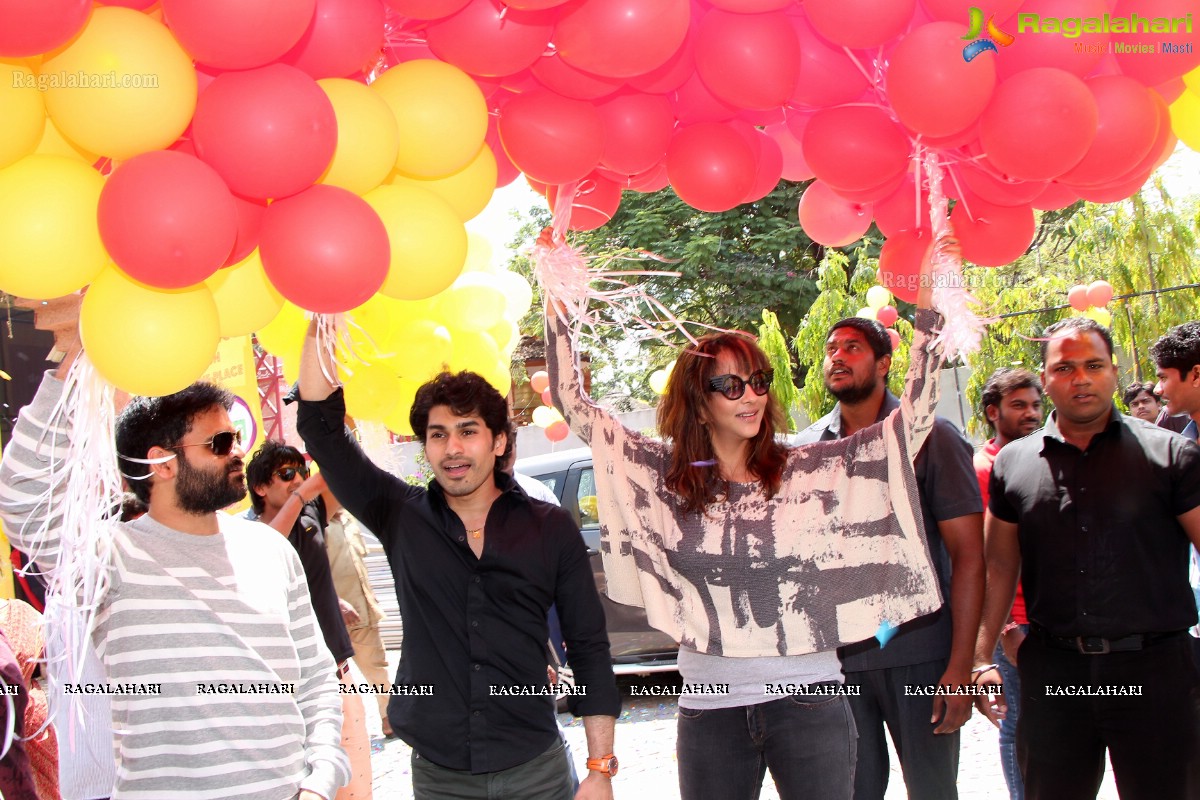 Chandamama Kathalu Team launches Mirchi Shopping Festival 2014, Hyderabad