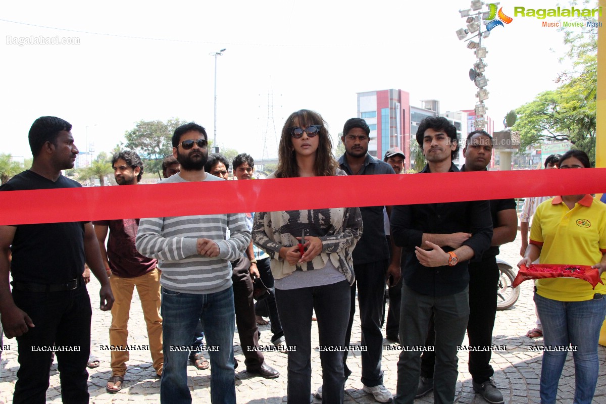 Chandamama Kathalu Team launches Mirchi Shopping Festival 2014, Hyderabad