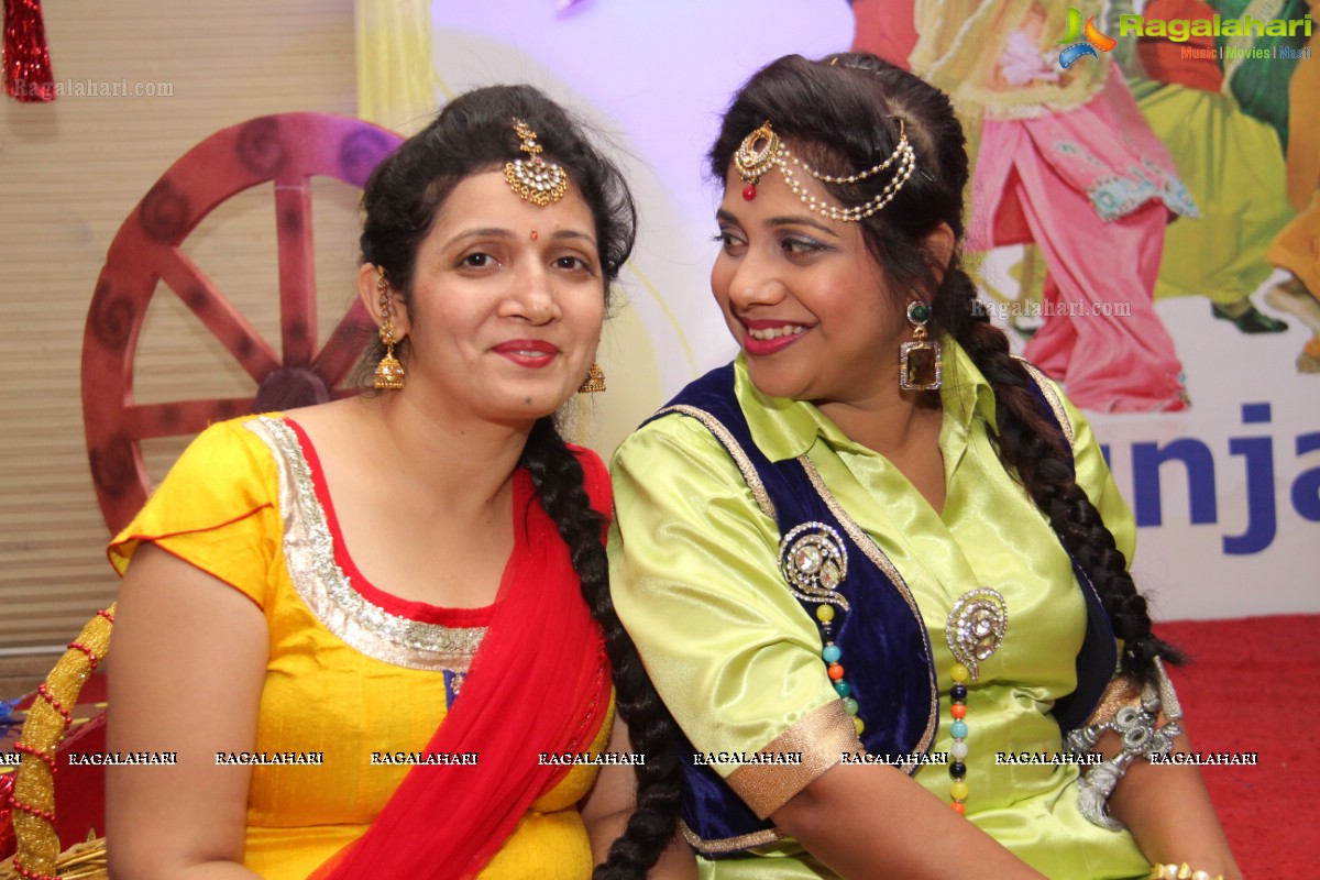 Party Swingers Da Punjabi Tadka by Vicky and Shipra, Hyderabad