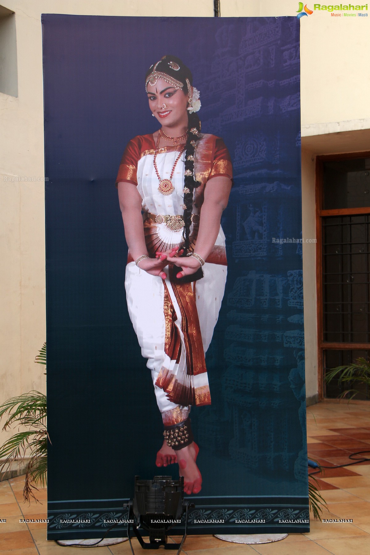 Bharatnatyam Arangetram by Penubolu Bhavana Gowri at Ravindra Bharati, Hyderabad