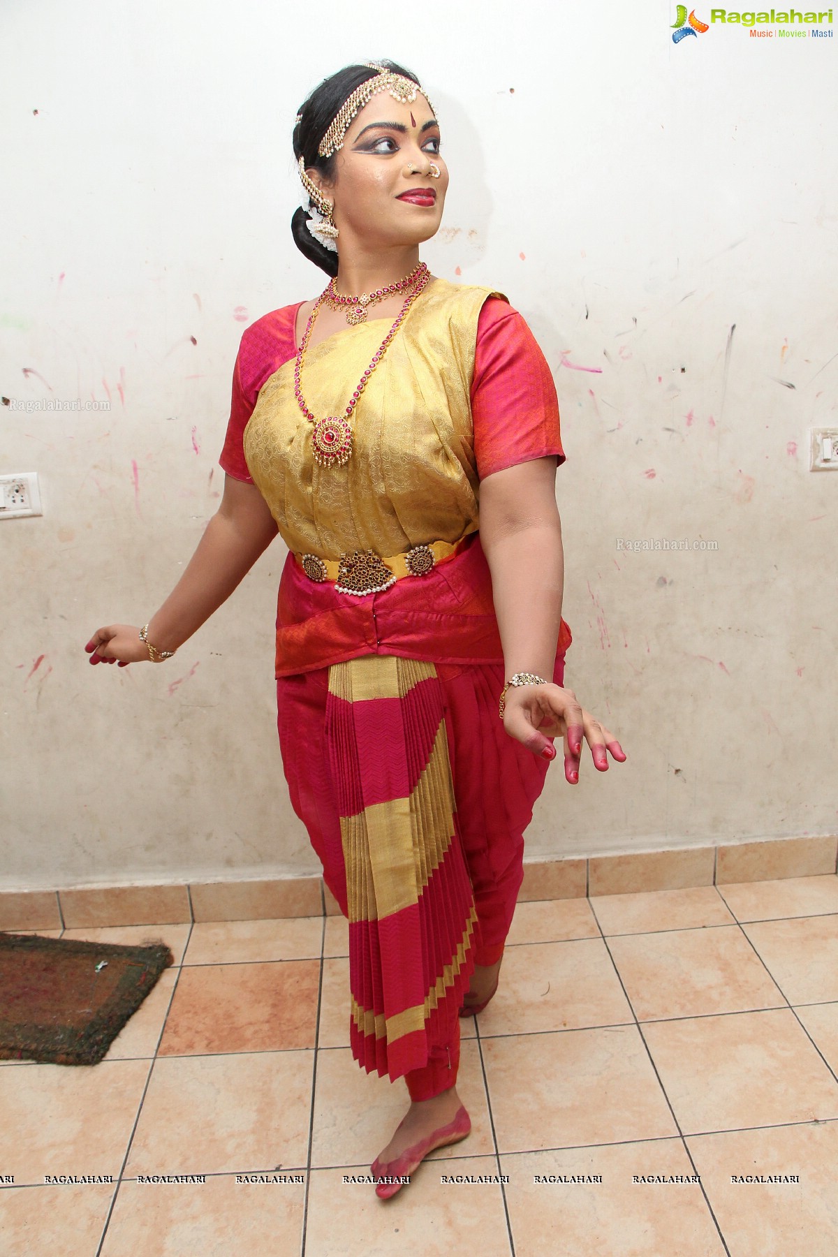 Bharatnatyam Arangetram by Penubolu Bhavana Gowri at Ravindra Bharati, Hyderabad