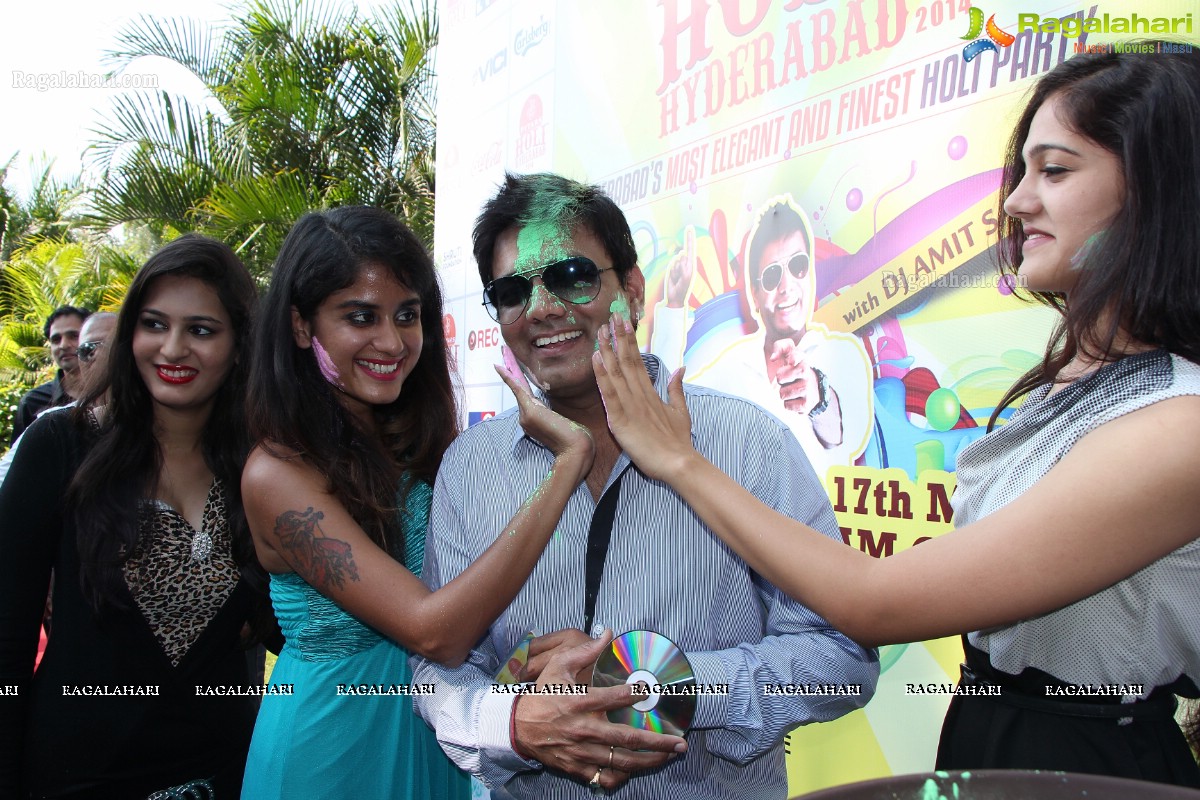 Pitars Holi Hyderabad 2014 Curtain Raiser