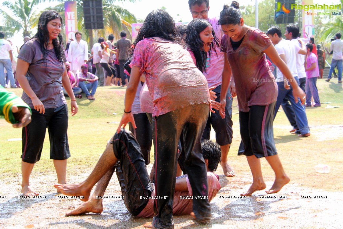 Rang De 2014 - Hyderabad's Biggest Holi Bash