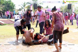 Rang De Holi Bash 2014