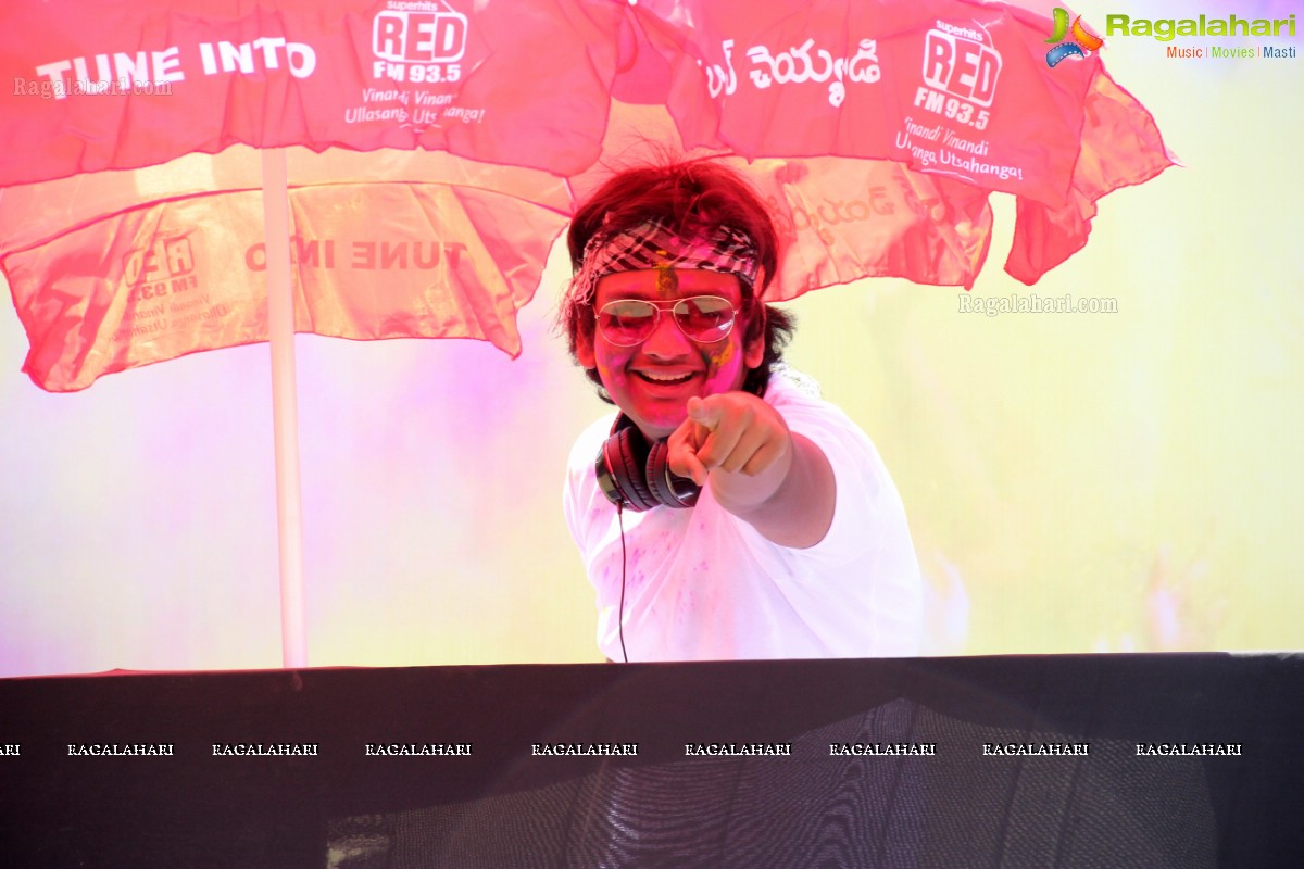 Rang De 2014 - Hyderabad's Biggest Holi Bash