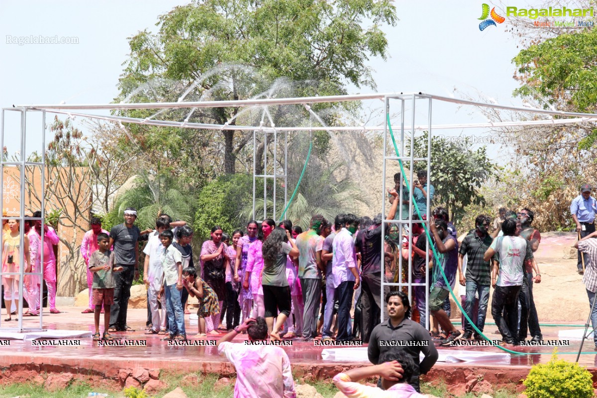 Rang De 2014 - Hyderabad's Biggest Holi Bash