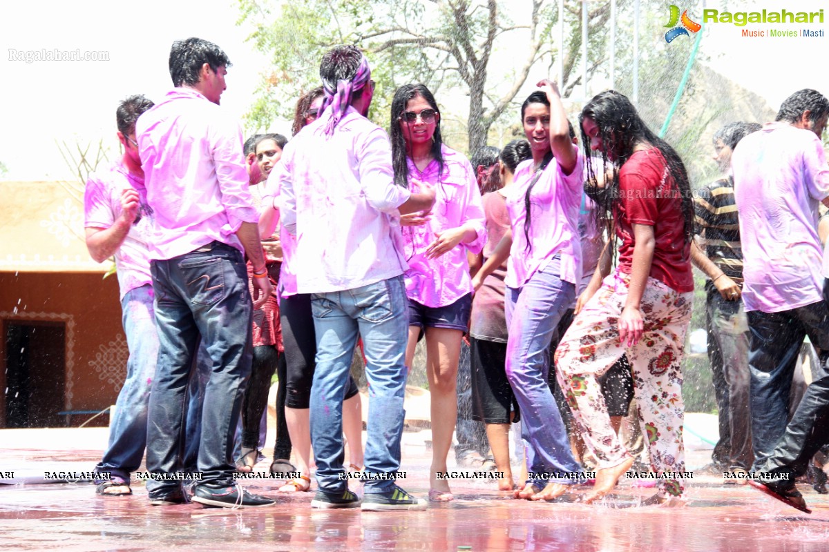 Rang De 2014 - Hyderabad's Biggest Holi Bash