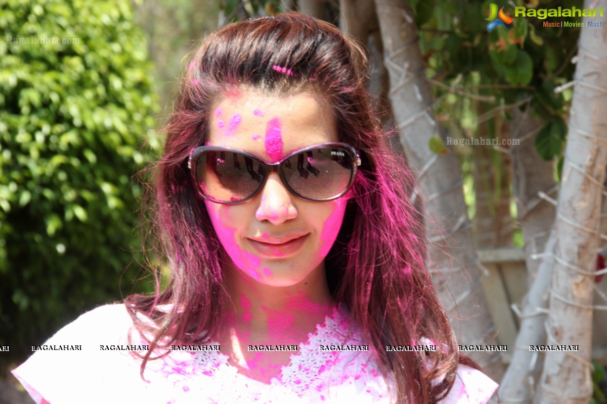 Rang De 2014 - Hyderabad's Biggest Holi Bash