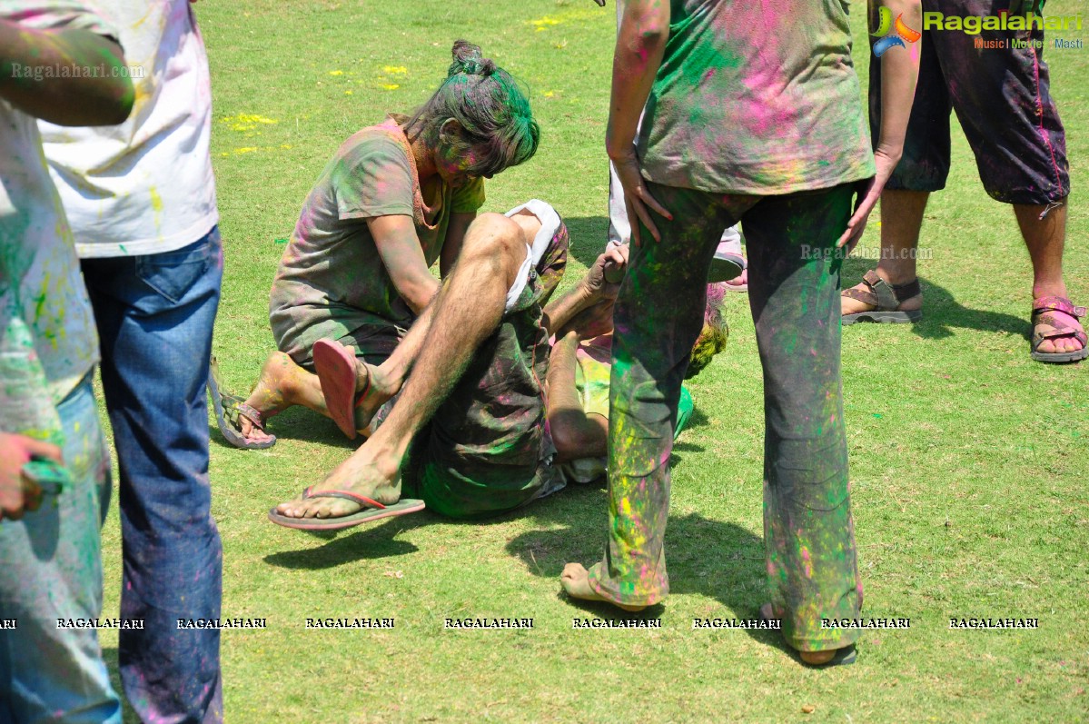 Rang De 2014 - Hyderabad's Biggest Holi Bash