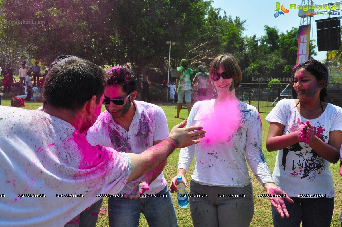 Rang De 2014 - Hyderabad's Biggest Holi Bash