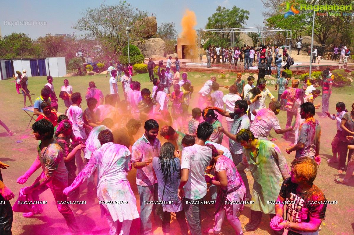 Rang De 2014 - Hyderabad's Biggest Holi Bash