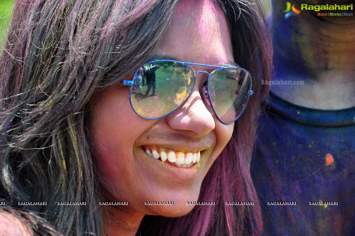 Rang De 2014 - Hyderabad's Biggest Holi Bash