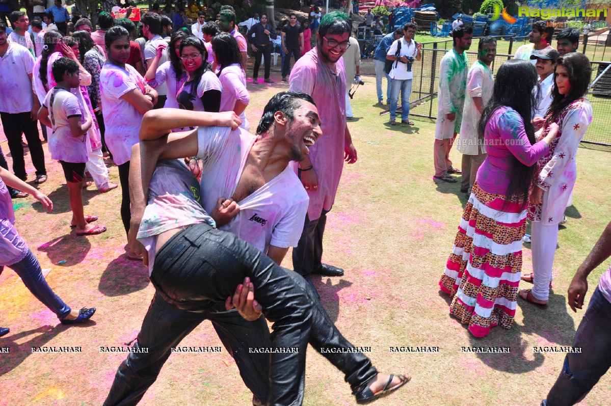 Rang De 2014 - Hyderabad's Biggest Holi Bash