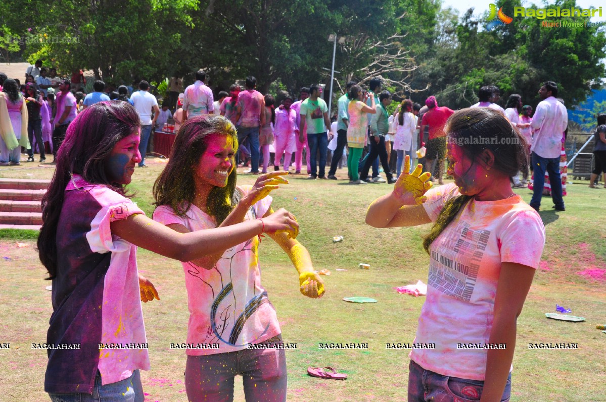 Rang De 2014 - Hyderabad's Biggest Holi Bash