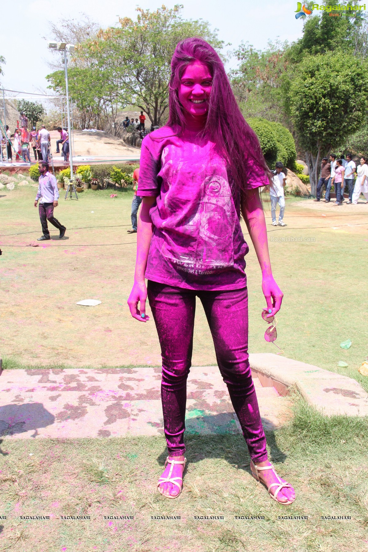 Rang De 2014 - Hyderabad's Biggest Holi Bash