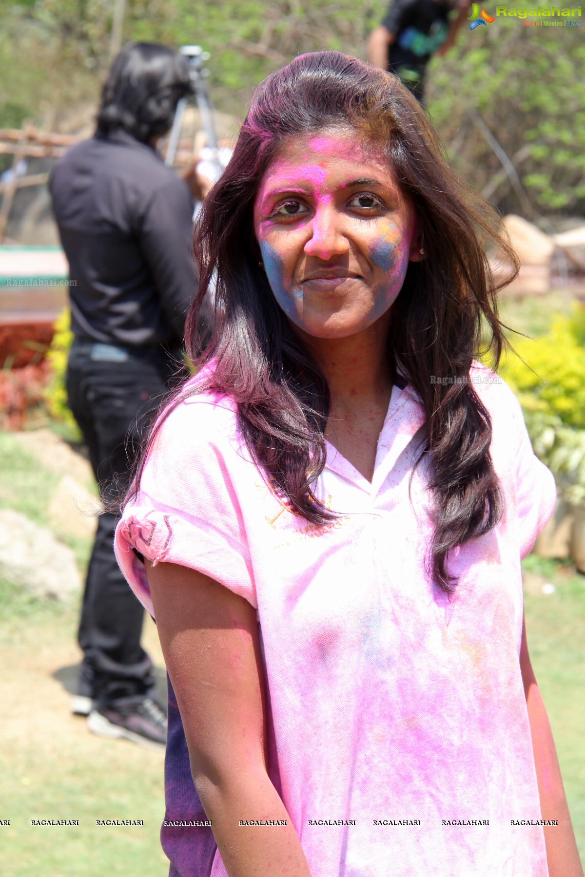 Rang De 2014 - Hyderabad's Biggest Holi Bash