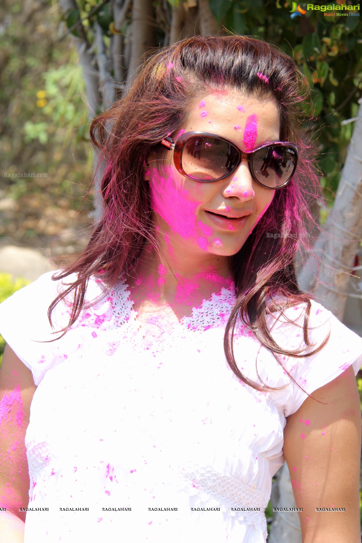 Rang De 2014 - Hyderabad's Biggest Holi Bash