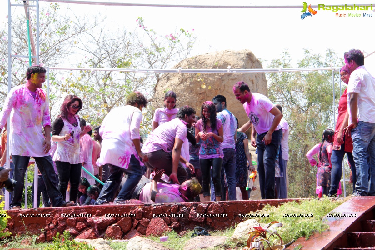 Rang De 2014 - Hyderabad's Biggest Holi Bash