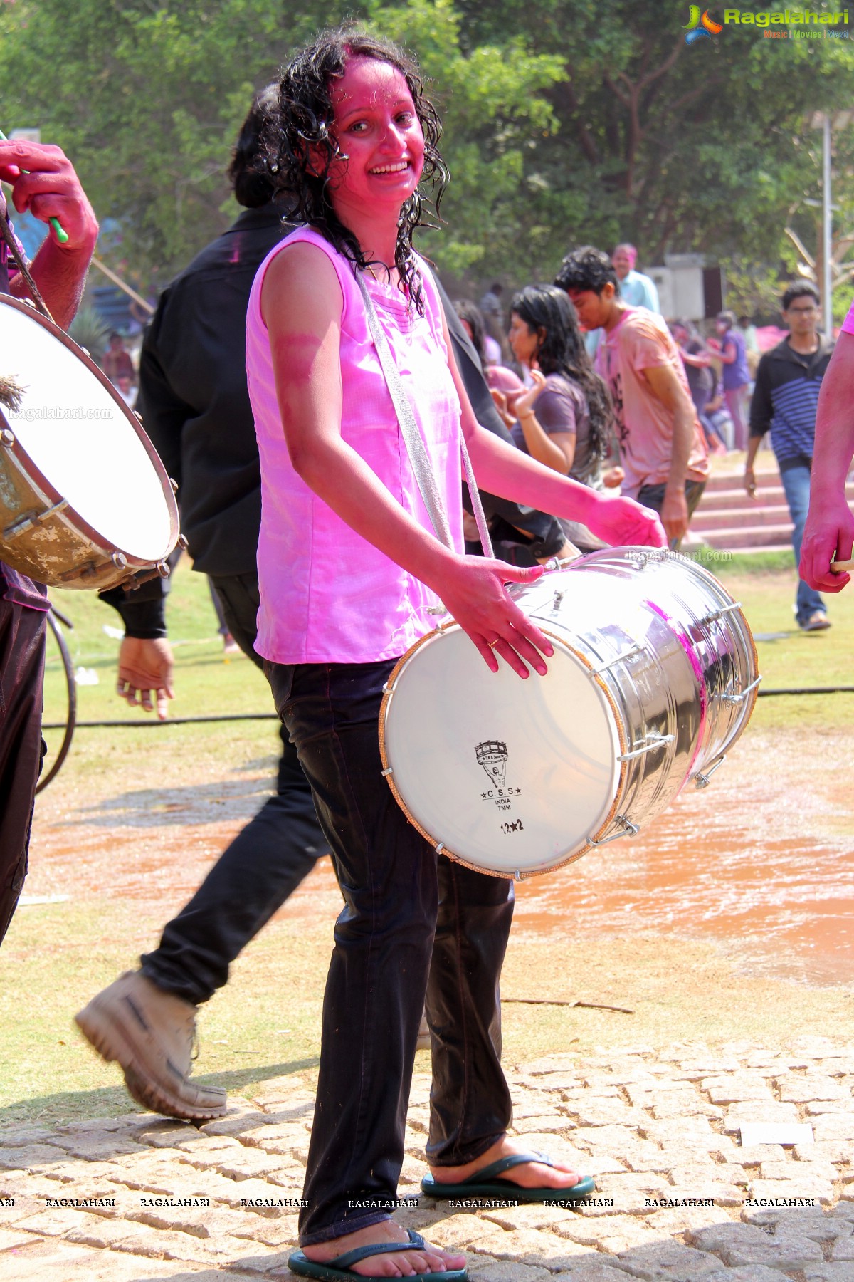 Rang De 2014 - Hyderabad's Biggest Holi Bash