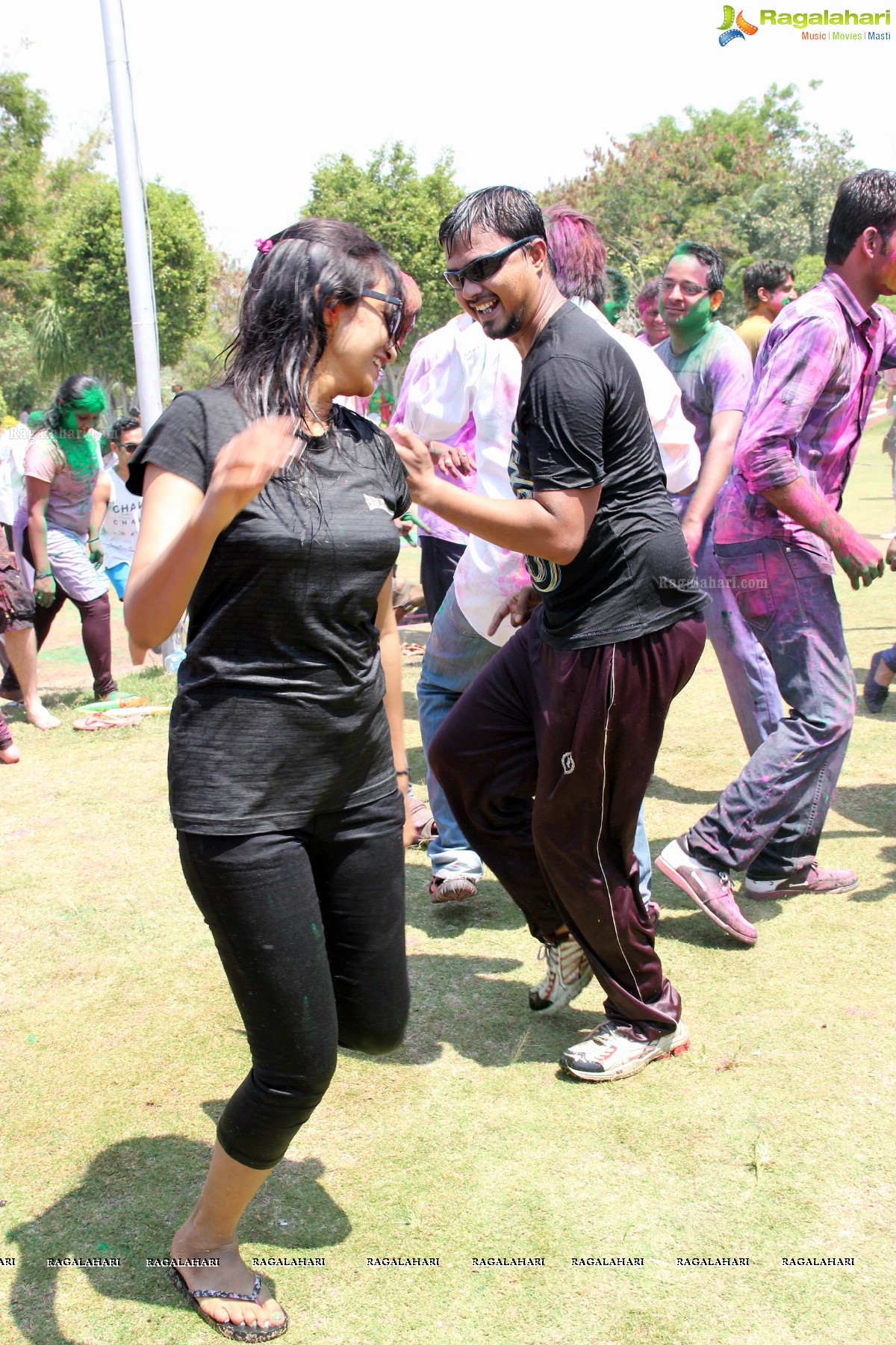 Rang De 2014 - Hyderabad's Biggest Holi Bash