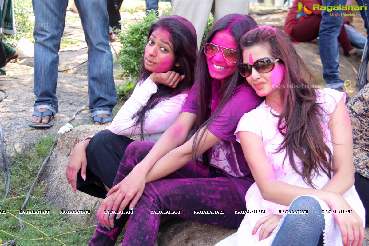 Rang De 2014 - Hyderabad's Biggest Holi Bash