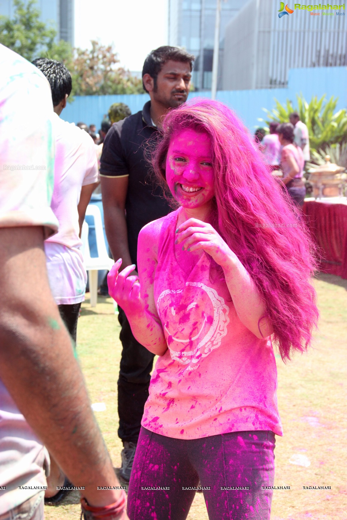 Rang De 2014 - Hyderabad's Biggest Holi Bash