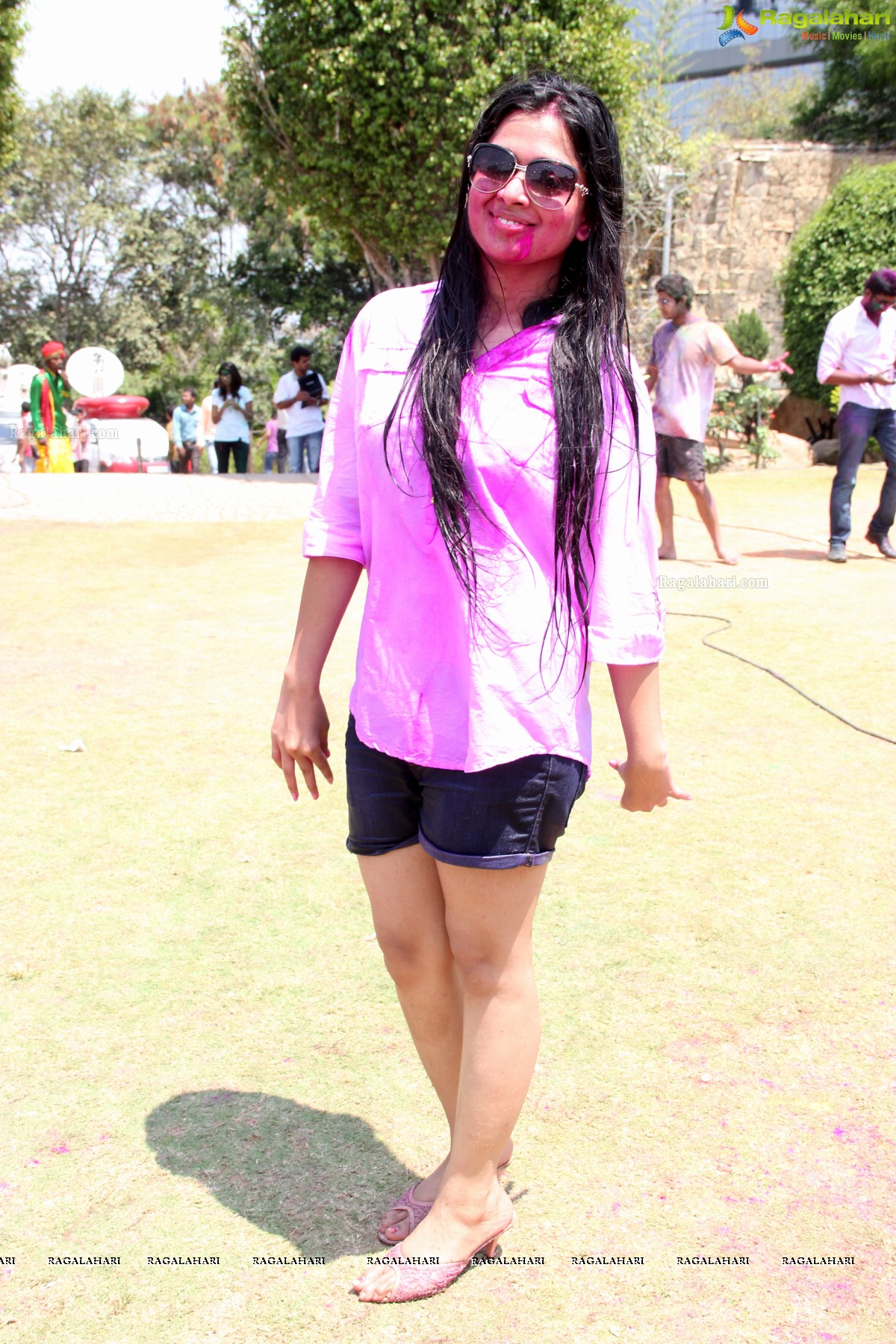 Rang De 2014 - Hyderabad's Biggest Holi Bash