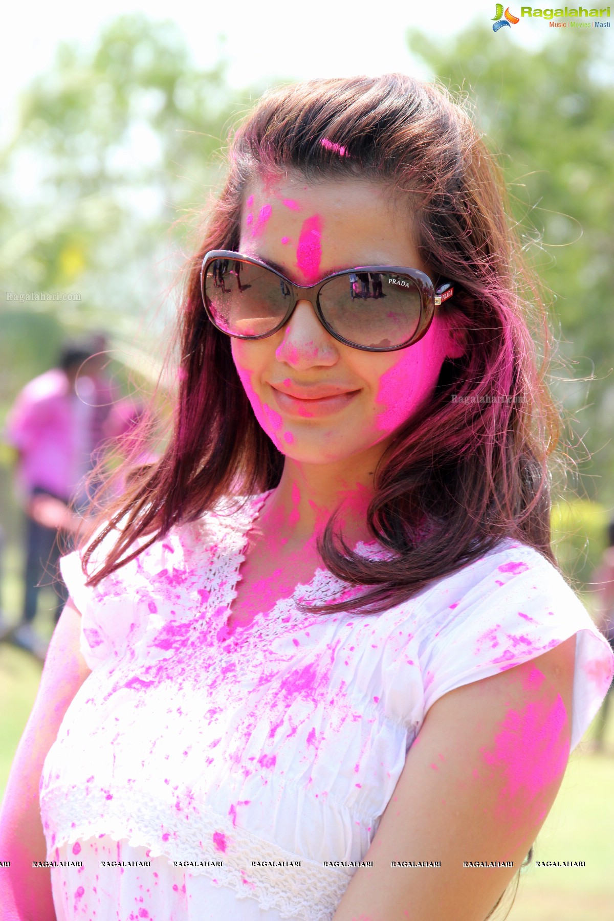 Rang De 2014 - Hyderabad's Biggest Holi Bash