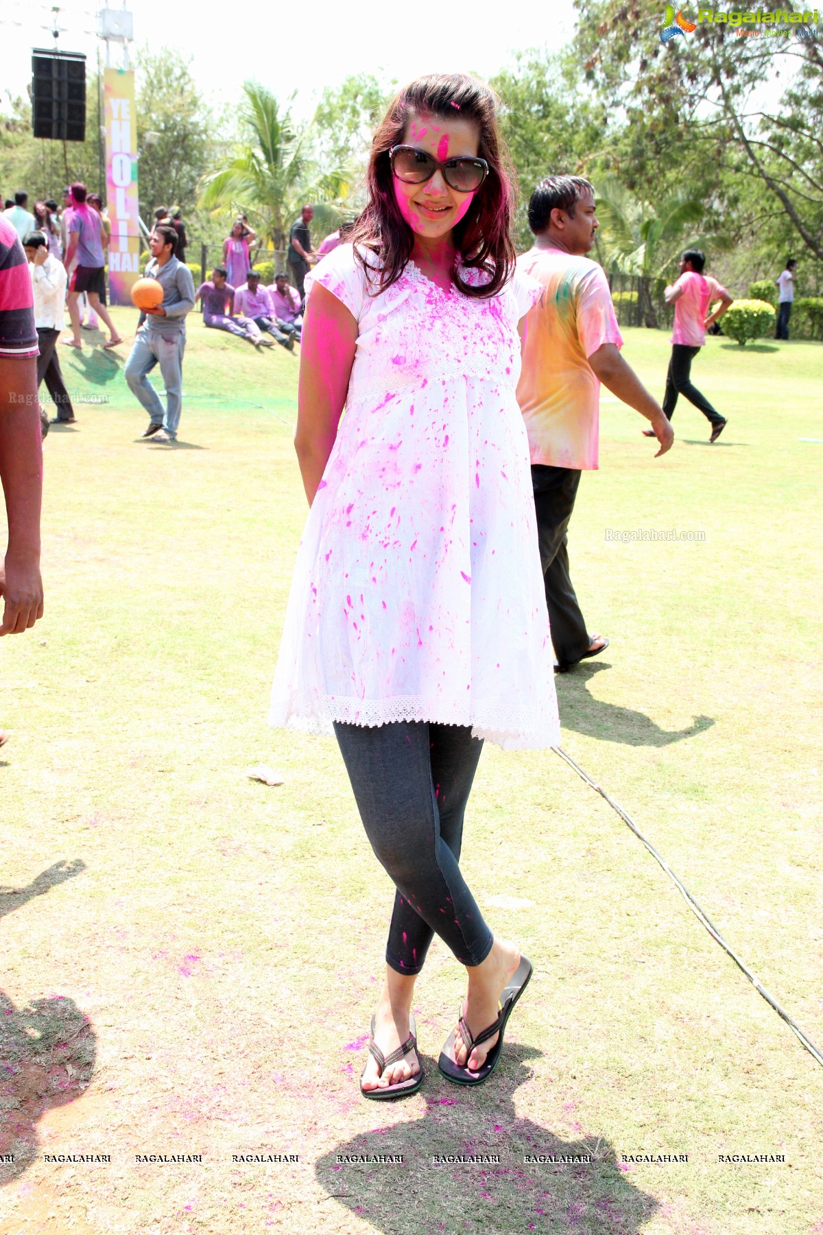 Rang De 2014 - Hyderabad's Biggest Holi Bash